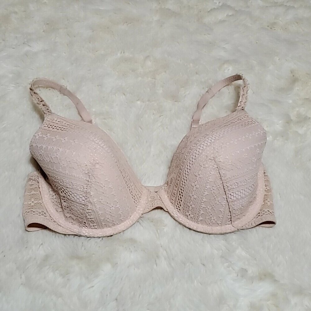 Victorias Secret Womens 36 D Bra Tan Lined Perfect Coverage 2 Clasp Back Closure